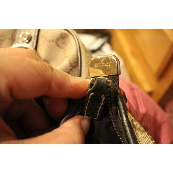 Gucci BROWN beige Medium Abbey D-Ring Hobo Bag - Style 130738 (PU110 - Picture 10 of 14